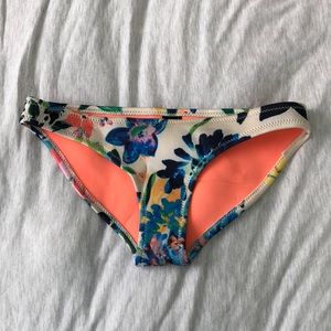 Triangl swim bottom